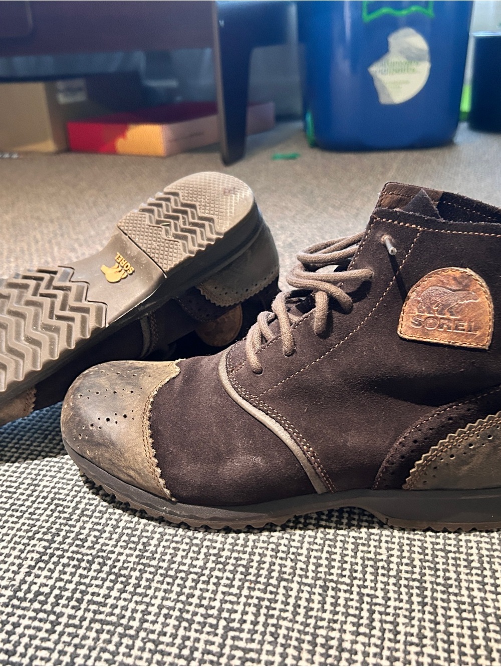 Sorel Men's Dark Brown Suede Chukka Boots with Tan Accents